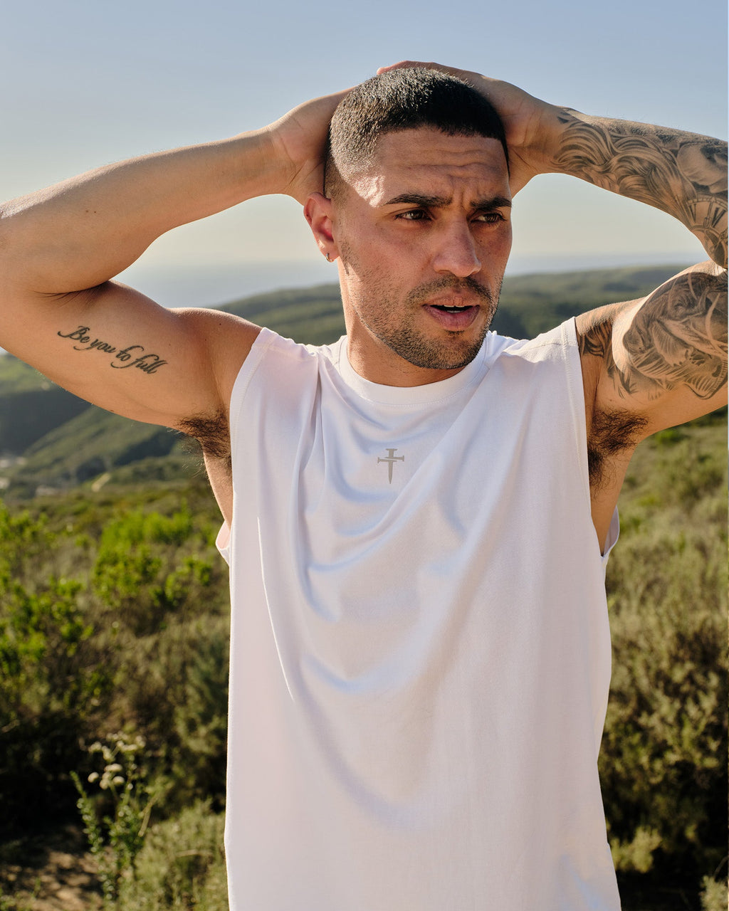 Core Raglan Cutoff - White